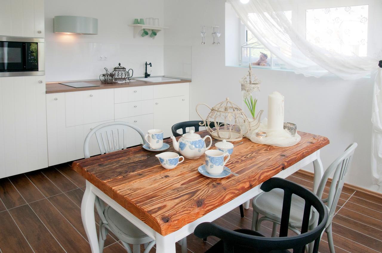 Anita Home Gyenesdias Ngoại thất bức ảnh