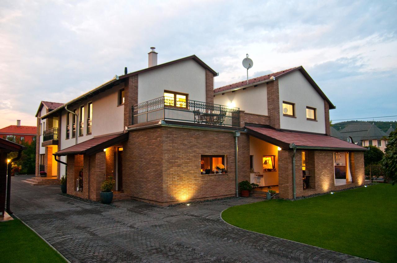 Anita Home Gyenesdias Ngoại thất bức ảnh