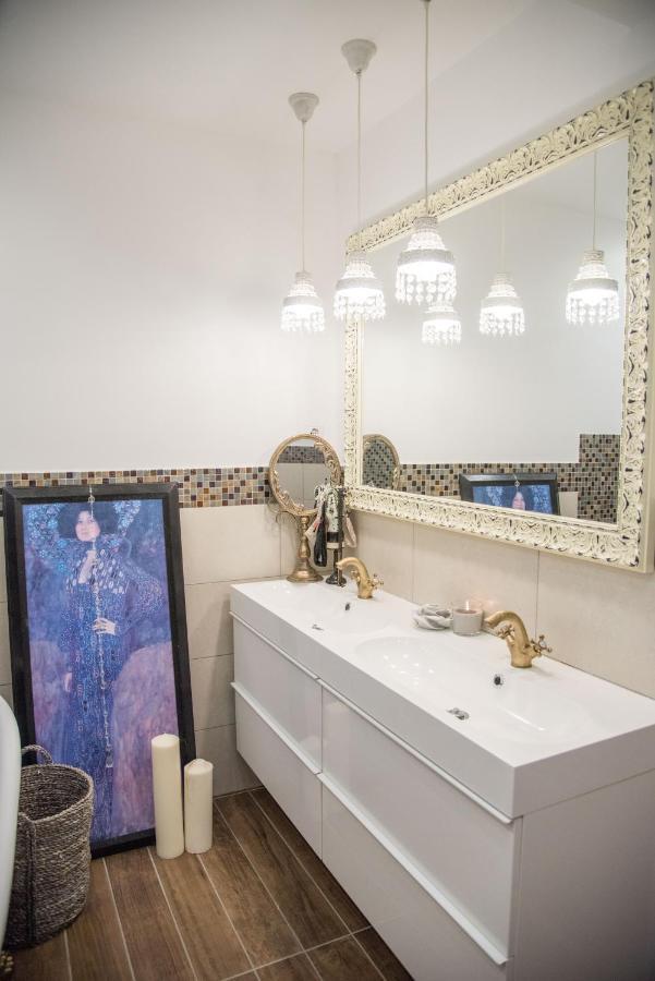 Anita Home Gyenesdias Ngoại thất bức ảnh